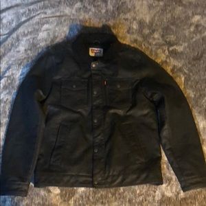Black Levi’s faux leather Sherpa jacket NWT S